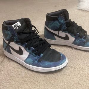 Womens Air Jordan 1 Retro High ‘Tie Dye’🧿